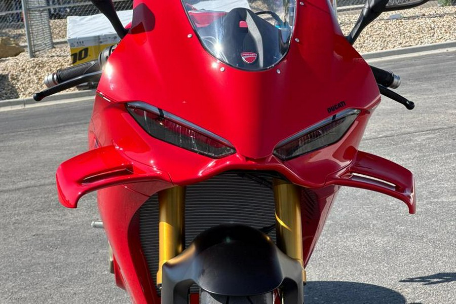 2025 Ducati Panigale V4 S Ducati Red