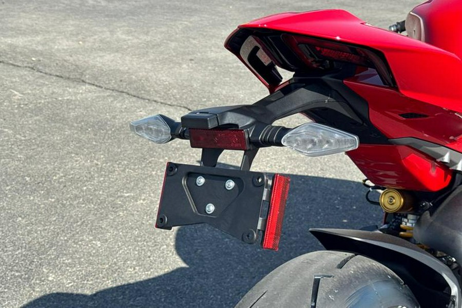 2025 Ducati Panigale V4 S Ducati Red