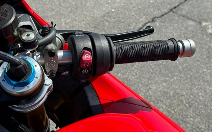 2025 Ducati Panigale V4 S Ducati Red