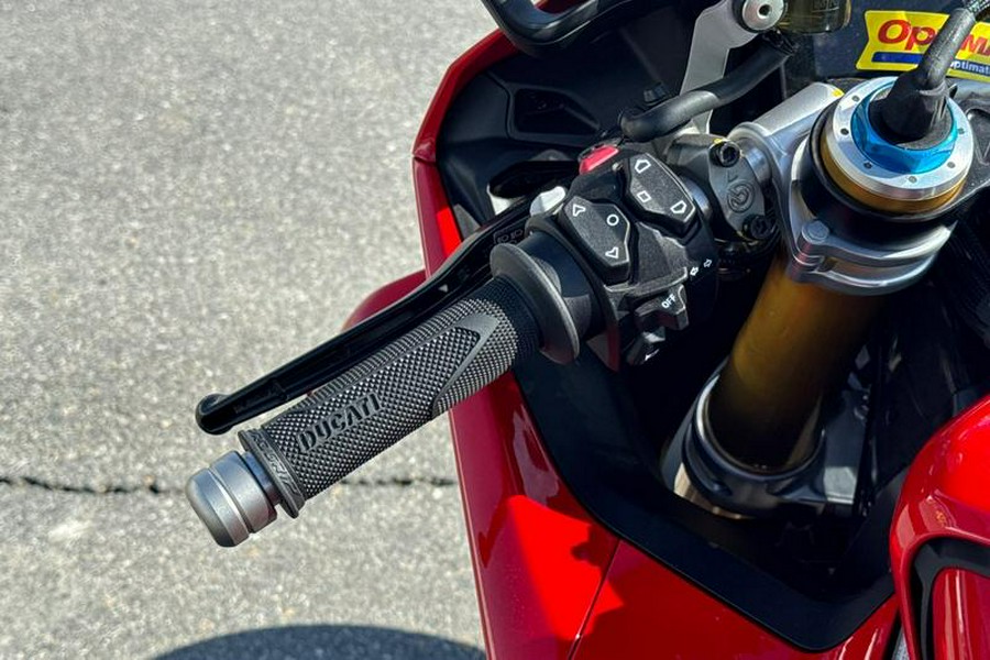 2025 Ducati Panigale V4 S Ducati Red