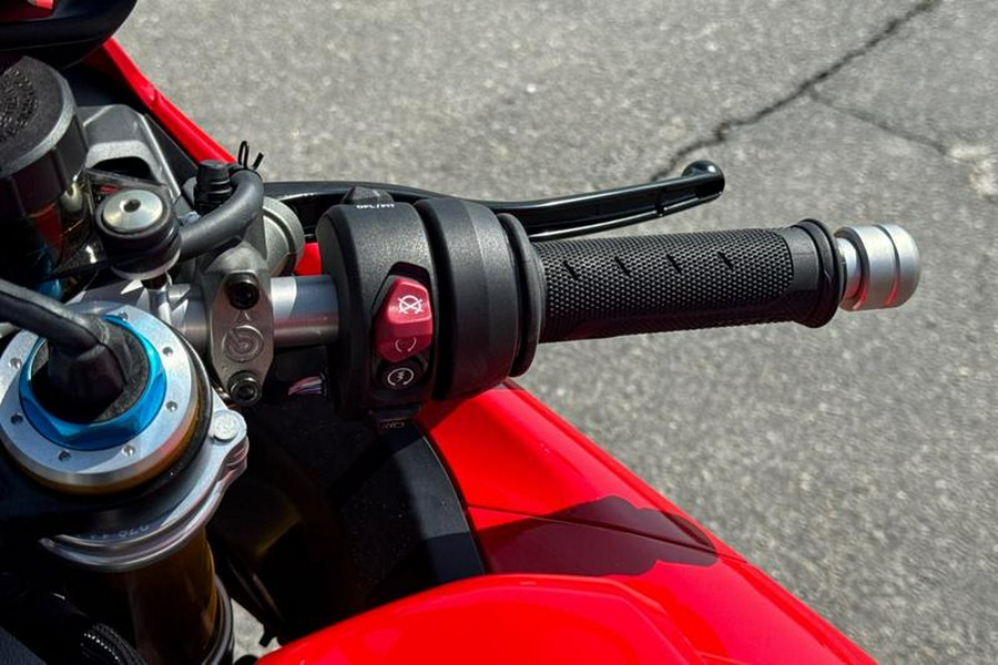 2025 Ducati Panigale V4 S Ducati Red