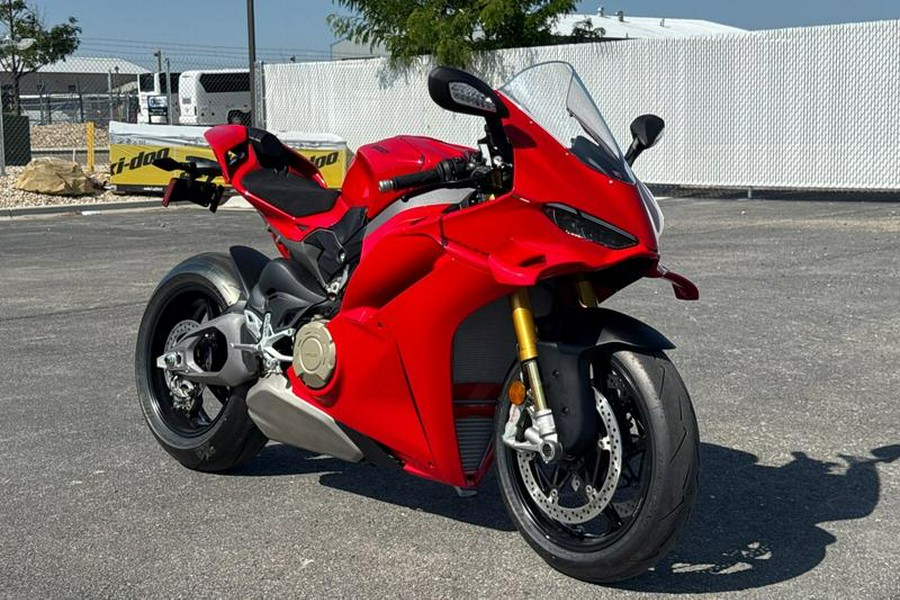 2025 Ducati Panigale V4 S Ducati Red
