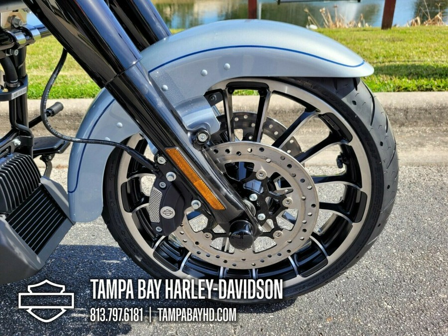 Harley-Davidson 2024 Road Glide 3