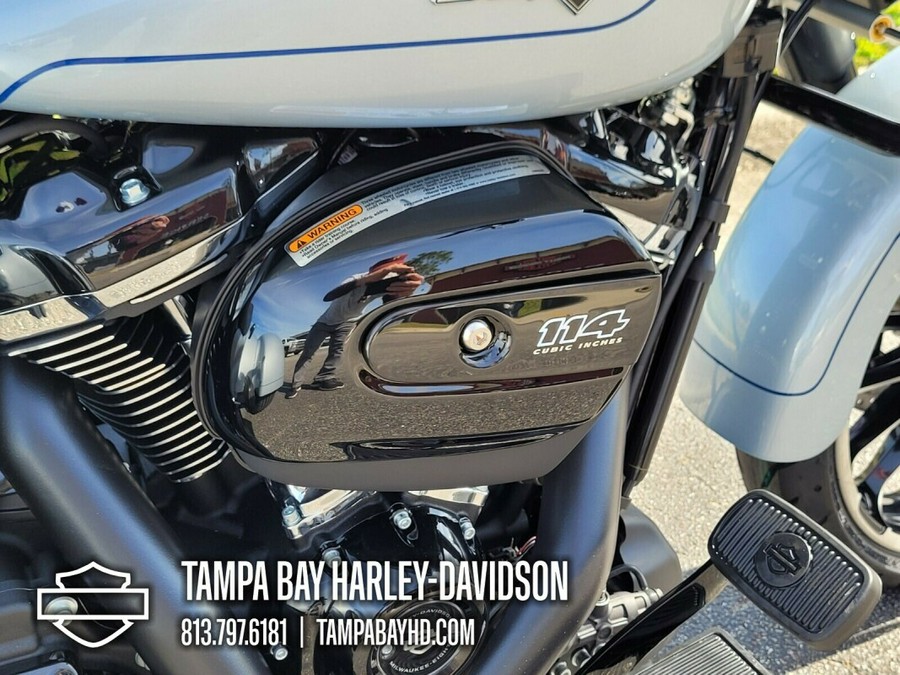 Harley-Davidson 2024 Road Glide 3