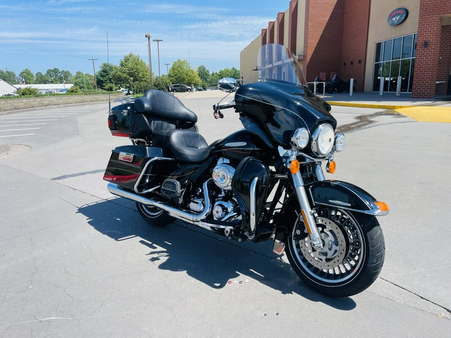 2013 Harley-Davidson Electra Glide® Ultra Limited FLHTK