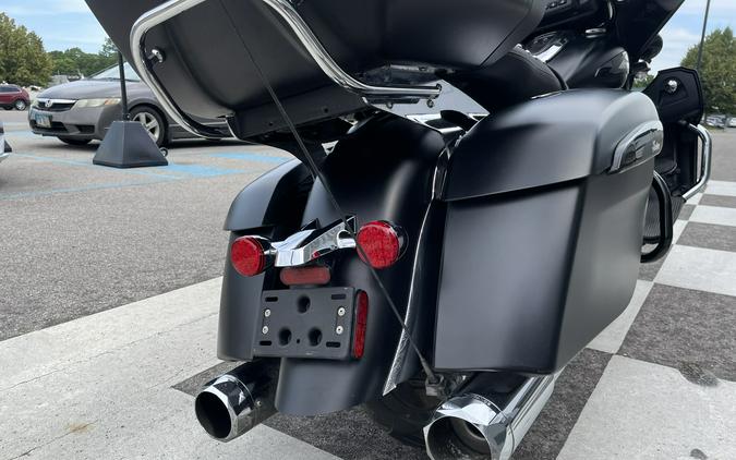 2020 Indian Motorcycle Indian® Roadmaster® Dark Horse®