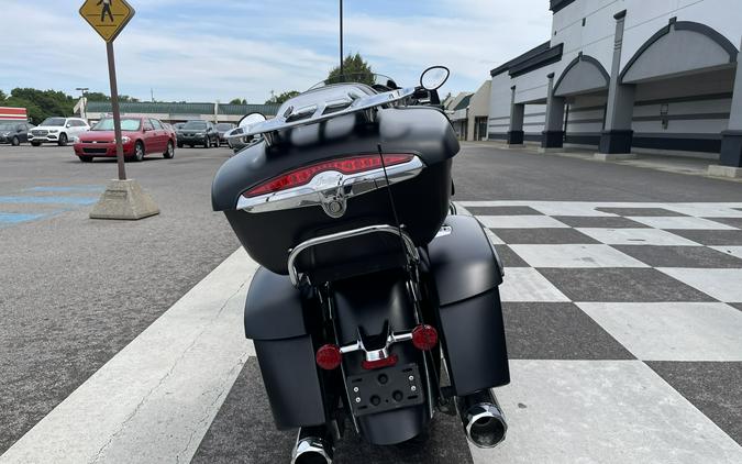 2020 Indian Motorcycle Indian® Roadmaster® Dark Horse®