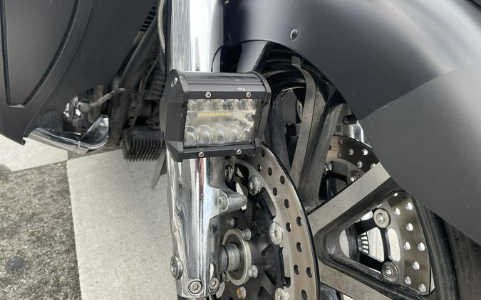 2020 Indian Motorcycle Indian® Roadmaster® Dark Horse®