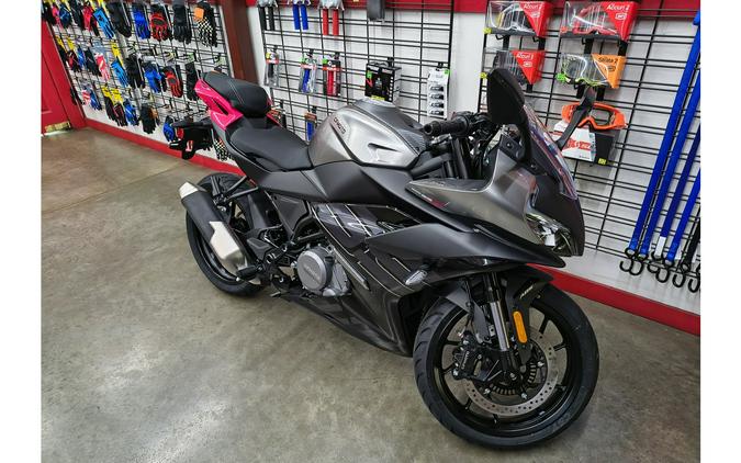 2026 300SS NEBULA WHITE - CFMOTO