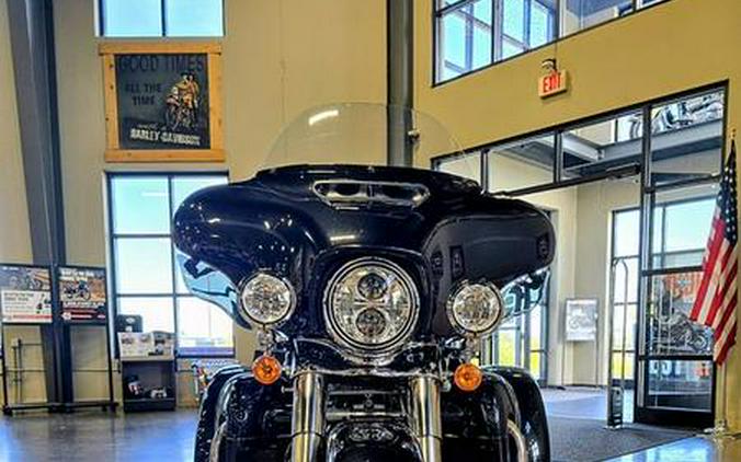 2018 Harley-Davidson® FLHTCUTG - Tri Glide® Ultra