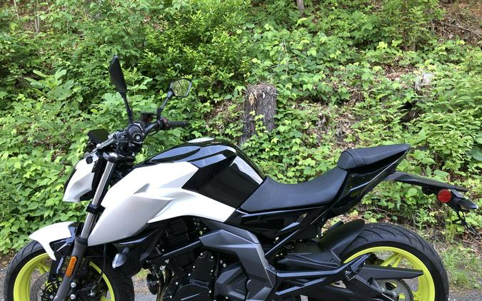 2022 CFMOTO 650NK Nebula White