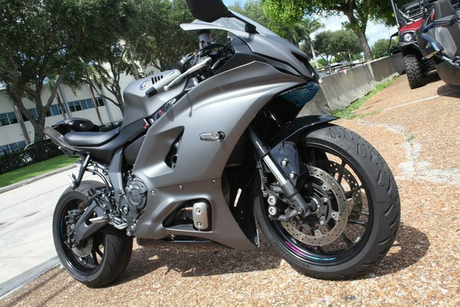 2024 Yamaha YZF-R7