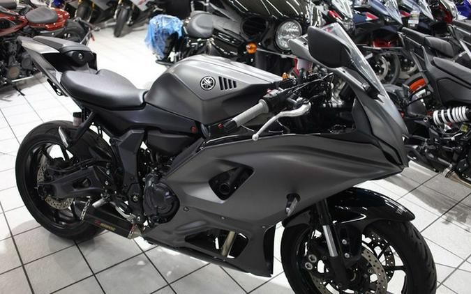 2024 Yamaha YZF-R7