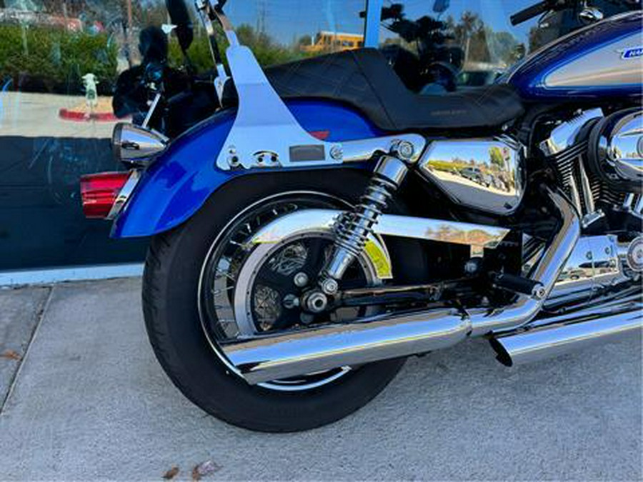 2009 Harley-Davidson Sportster® 1200 Custom