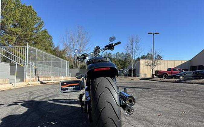 2026 Harley-Davidson Breakout®