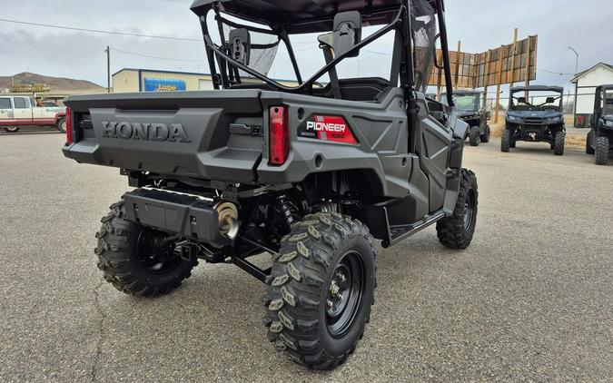 2025 Honda® Pioneer 1000