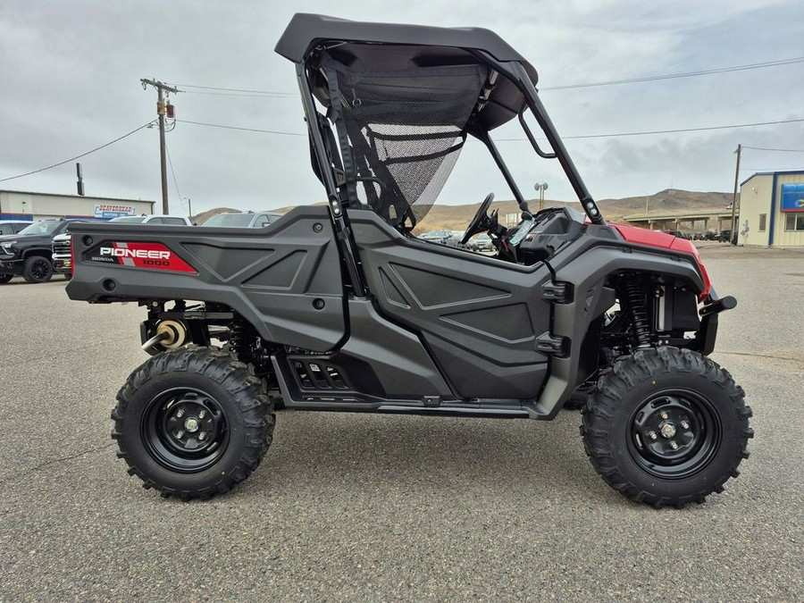 2025 Honda® Pioneer 1000