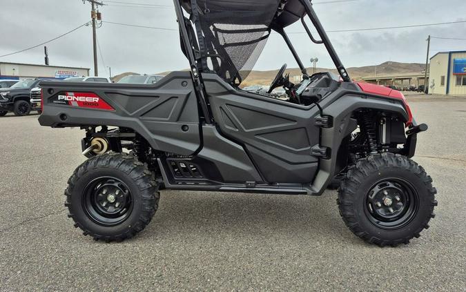 2025 Honda® Pioneer 1000