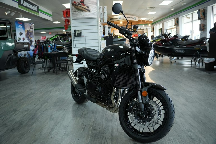 2026 Kawasaki Z900RS ABS