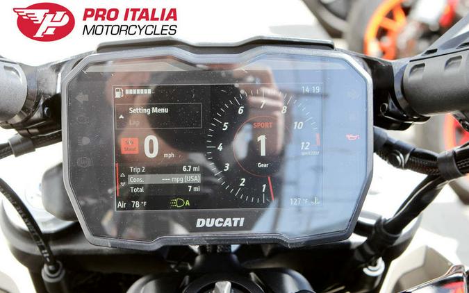 2023 Ducati Diavel V4 Thrilling Black