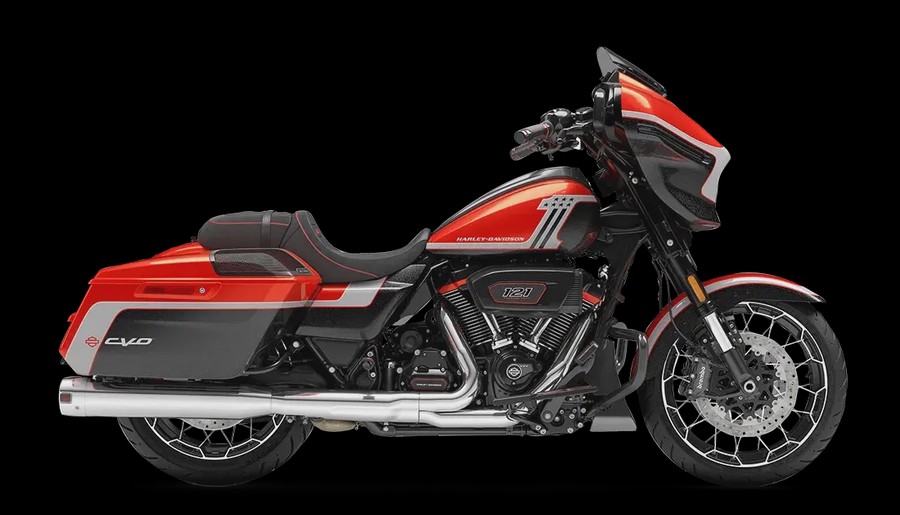 FLHXSE 2024 CVO™ Street Glide®