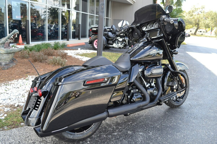 2018 Harley-Davidson Street Glide Special - FLHXS