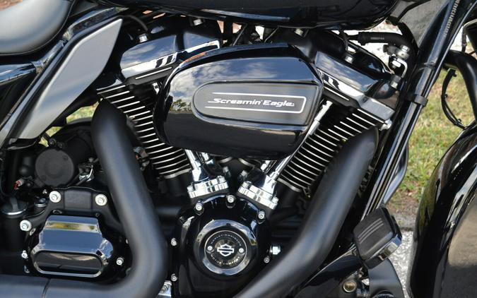 2018 Harley-Davidson Street Glide Special - FLHXS