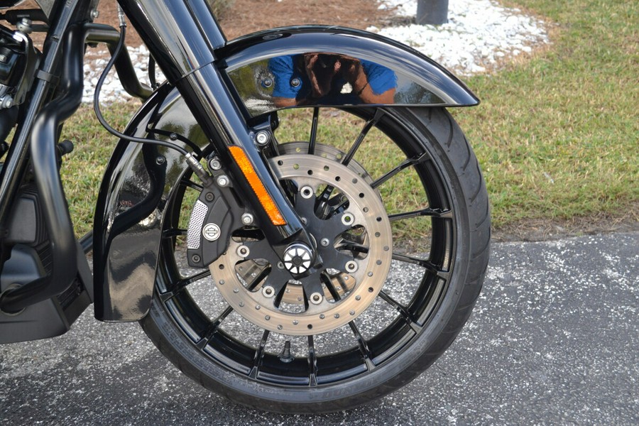 2018 Harley-Davidson Street Glide Special - FLHXS