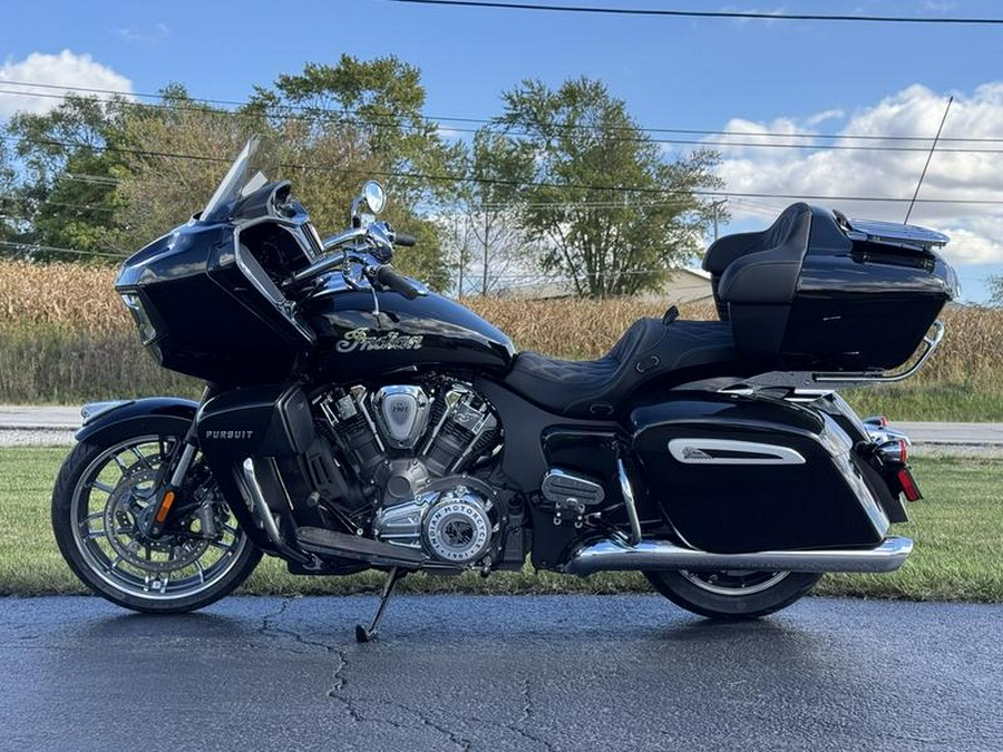 2025 Indian Motorcycle® Pursuit® Limited Black Metallic