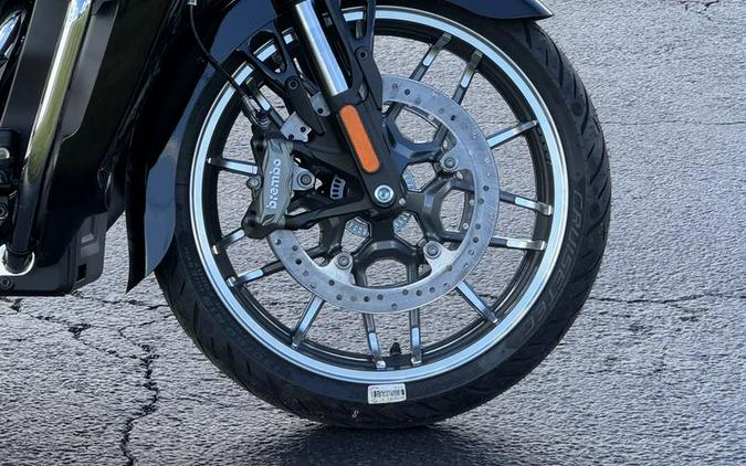 2025 Indian Motorcycle® Pursuit® Limited Black Metallic