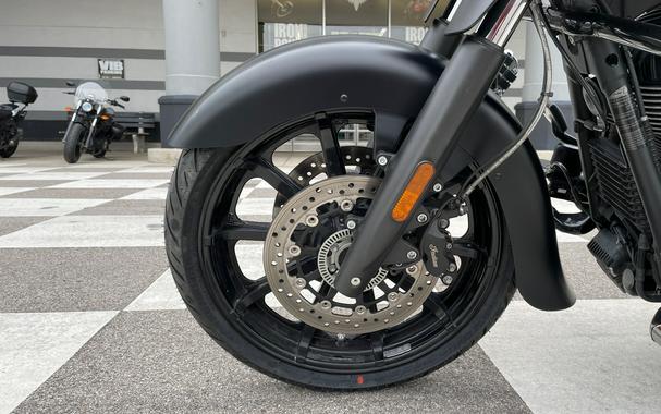 2018 Indian Motorcycle Indian® Chieftain Dark Horse®