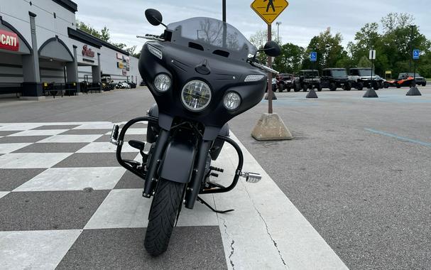 2018 Indian Motorcycle Indian® Chieftain Dark Horse®