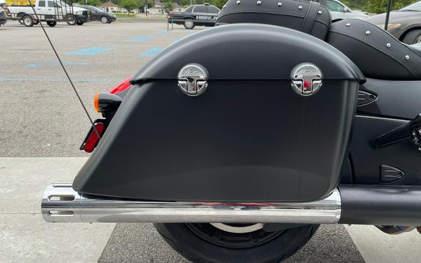 2018 Indian Motorcycle Indian® Chieftain Dark Horse®