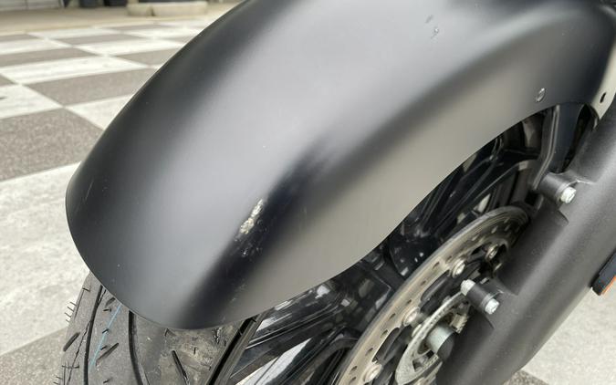 2018 Indian Motorcycle Indian® Chieftain Dark Horse®