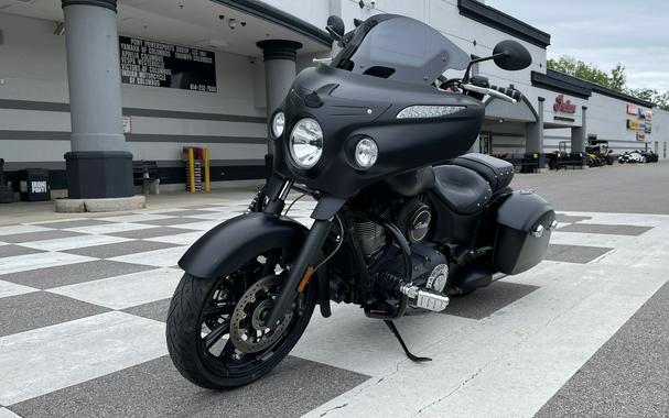2018 Indian Motorcycle Indian® Chieftain Dark Horse®