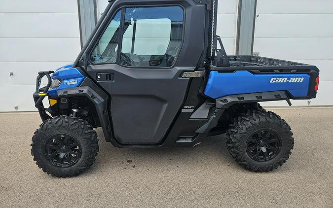 2021 Can-Am Defender Limited HD10