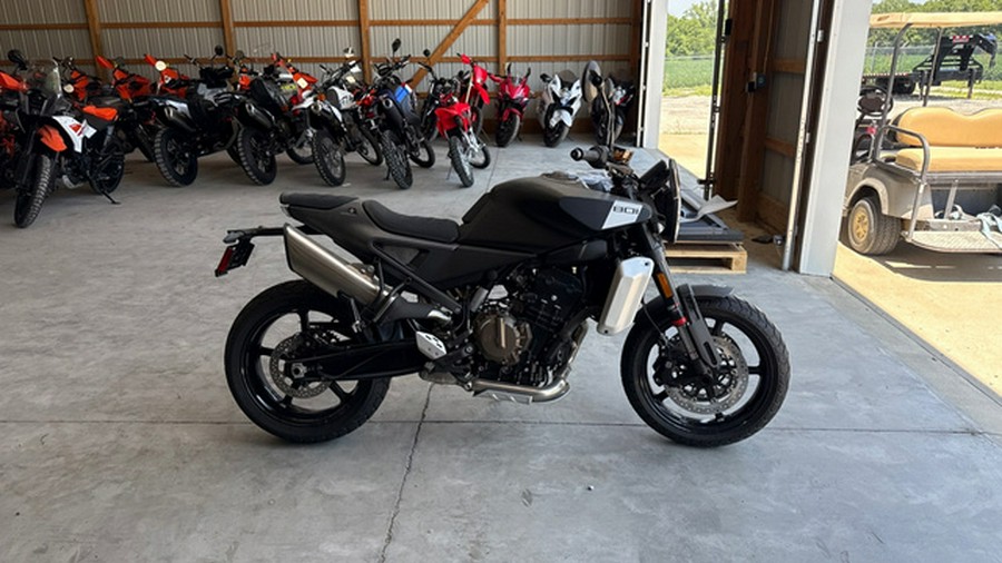 2025 Husqvarna Motorcycles SVARTPILEN 801