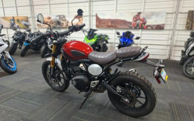 2025 Triumph Scrambler 400 X