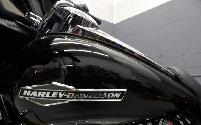 2023 Harley-Davidson® FLHX - Street Glide®