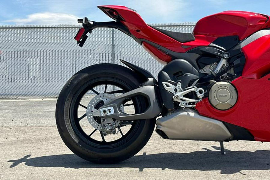 2025 Ducati Panigale V4