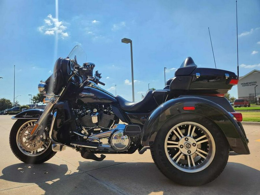 2019 Harley-Davidson® FLHTCUTG - Tri Glide® Ultra