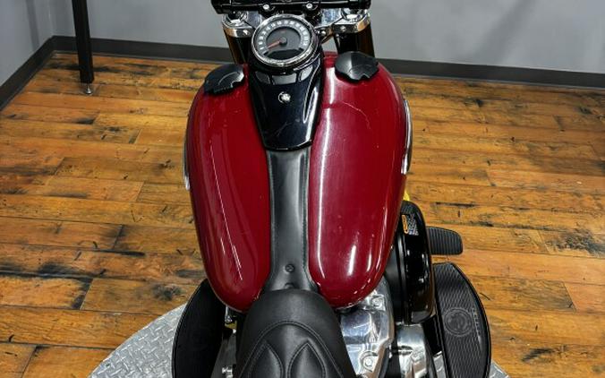 2021 Harley-Davidson® Softail Slim® BILLIARD RED