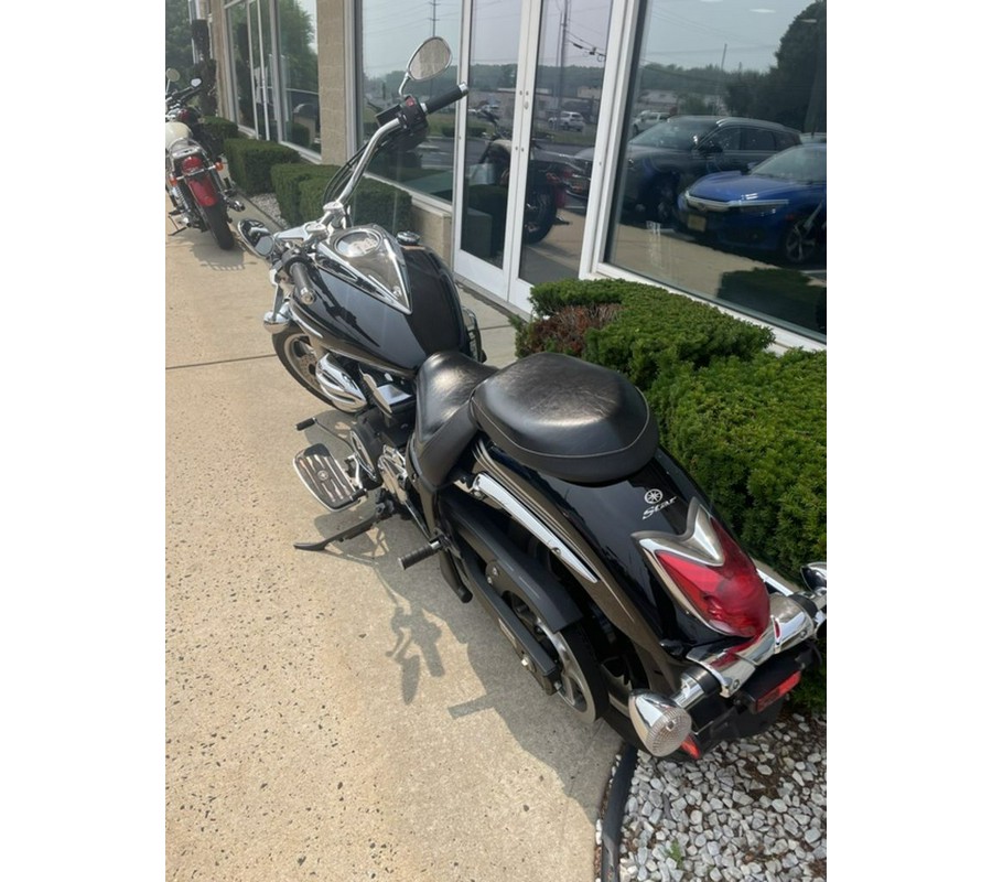 2015 Yamaha V Star 950 Base