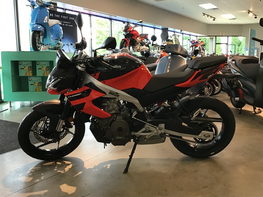 2026 Aprilia Tuono 457