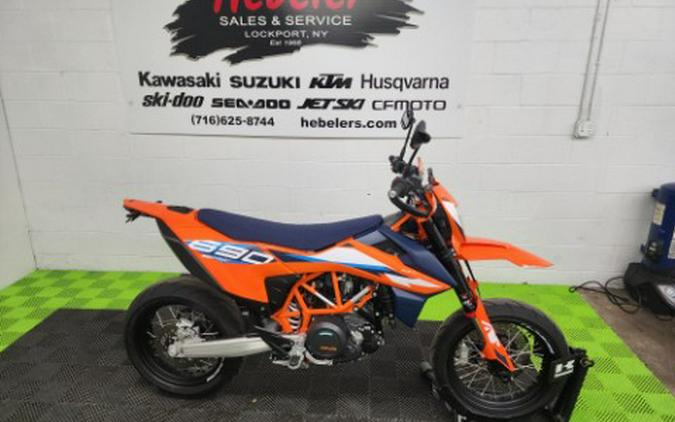 2024 KTM 690 SMC R