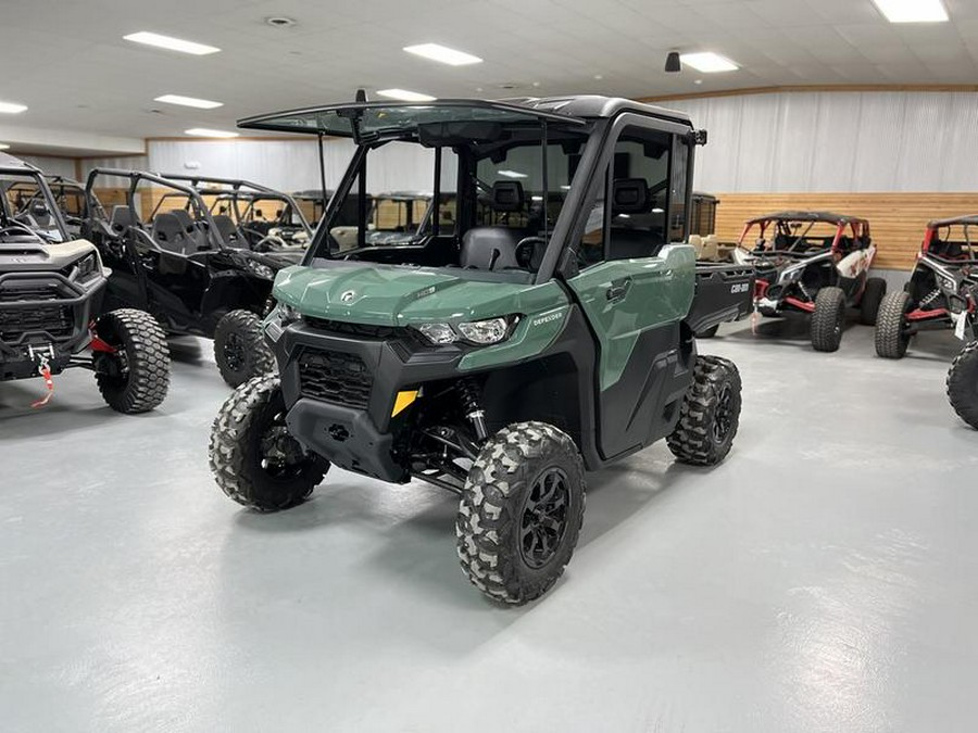 2025 Can-Am® Defender DPS CAB HD9 Compass Green