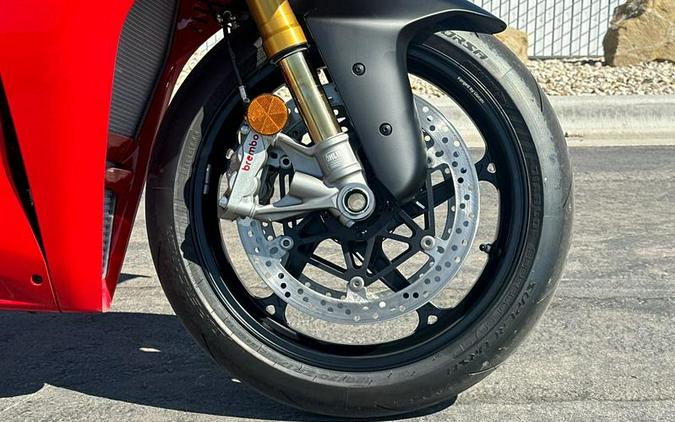 2025 Ducati Panigale V4s