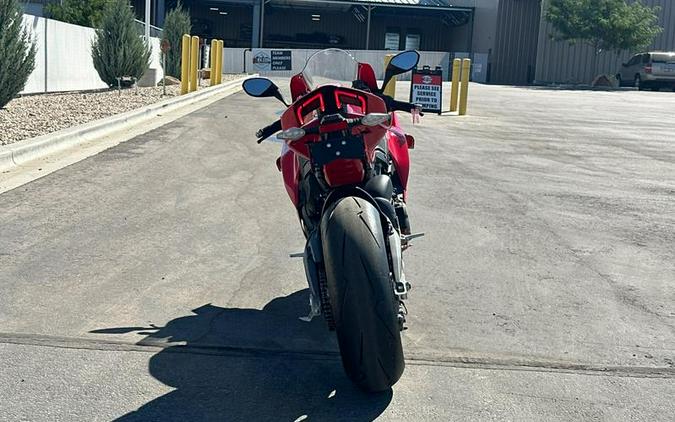 2025 Ducati Panigale V4s