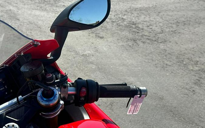 2025 Ducati Panigale V4s