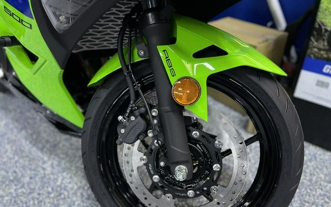2026 Kawasaki Ninja® 500 SE ABS